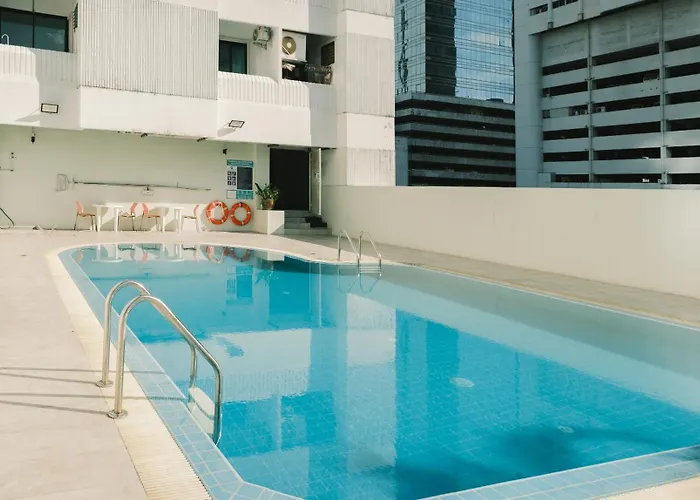 Апартаменты Silom I King Bed I Sleep 3 I 2 Bedroom Бангкок