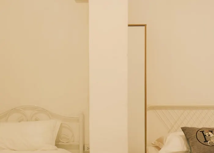 Silom I King Bed I Sleep 3 I 2 Bedroom