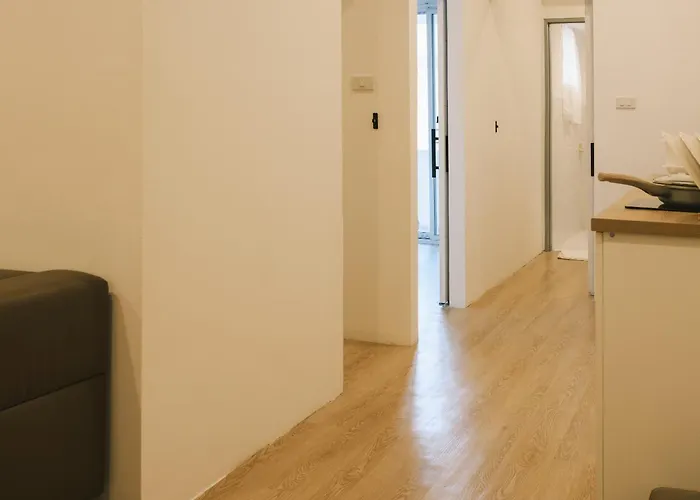 Silom I King Bed I Sleep 3 I 2 Bedroom Апартаменты