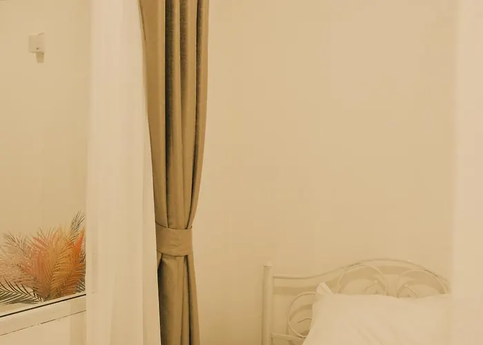 Silom I King Bed I Sleep 3 I 2 Bedroom Бангкок