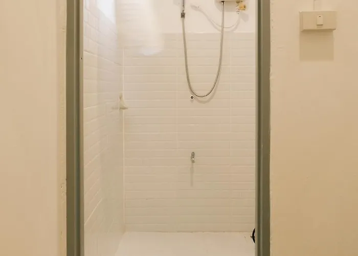 Апартаменты Silom I King Bed I Sleep 3 I 2 Bedroom Бангкок