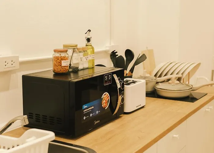 Апартаменты Silom I King Bed I Sleep 3 I 2 Bedroom Бангкок